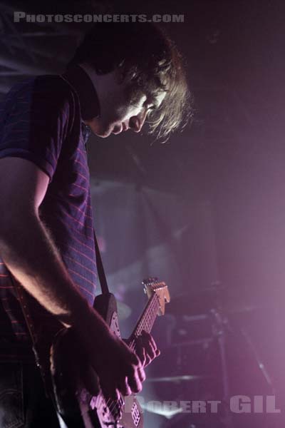 A PLACE TO BURY STRANGERS - 2012-04-15 - PARIS - La Boule Noire - 